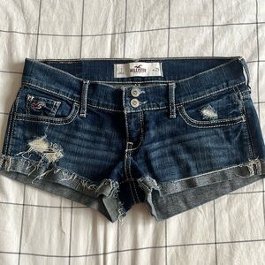 HOLLISTER Low Rise Jean Shorts size  1 w25